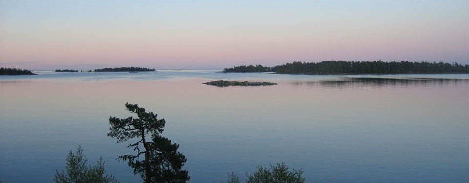 Bo vid Vänerns strand-Få rabatt på din stugvistelse